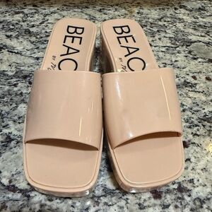 Beach by Matisse Cream Wade Pool Heel 6